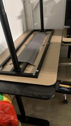 Bureau / Tafel, Ophalen, In hoogte verstelbaar, Gebruikt, Bureau