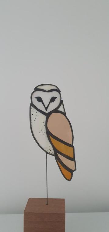 Hangemaakte glazen tiffany uil  beschikbaar voor biedingen