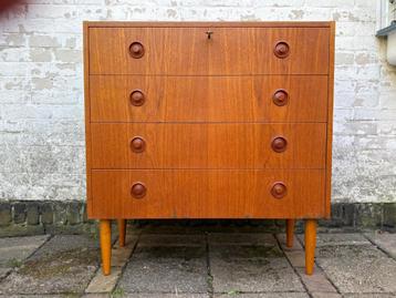 Zweeds smi kastje / commode / dressoir retro vintage 60s beschikbaar voor biedingen