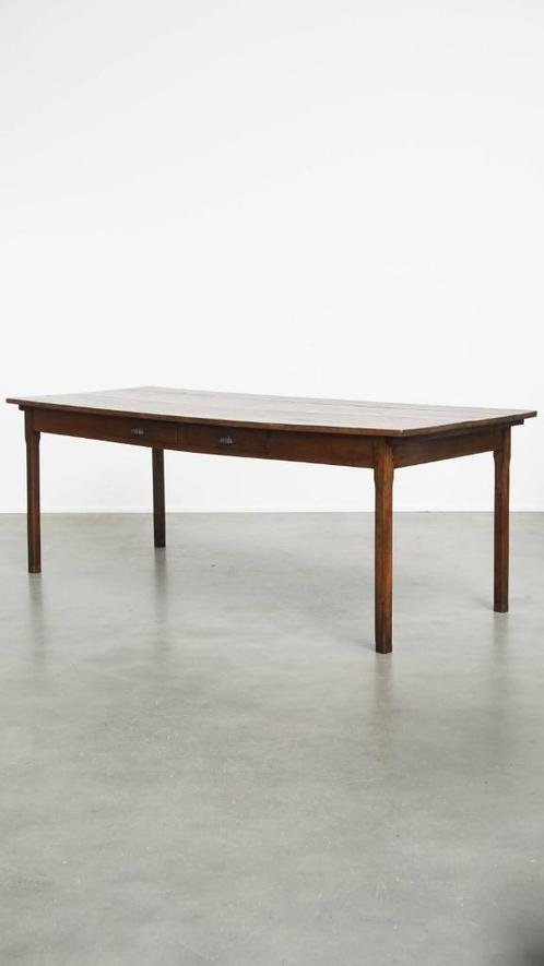 Grote antieke Franse eettafel uit 1800 gemaakt van eikenhout, Antiek en Kunst, Antiek | Meubels | Tafels, Ophalen