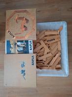 Grote verrijdbare bak Kapla met 400 plankjes en twee boeken, Ophalen, Zo goed als nieuw, Overige typen