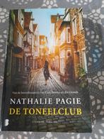 boek nathalie pagie - de toneelclub, Boeken, Thrillers, Ophalen of Verzenden, Zo goed als nieuw