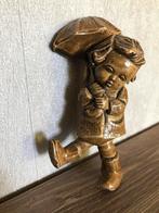 MEISJE MET PARAPLU EN KAPLAARZEN HANGBEELDJE “HUMMEL”, Ophalen of Verzenden, Nieuw, Hummel
