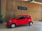 Toyota Aygo 1.0-12V Access 3DRS, Nieuwe APK, Auto's, Voorwielaandrijving, 4 stoelen, 68 pk, Bedrijf