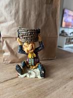 Laaf met mandje - leuk voor plantje!, Tuin en Terras, Tuinbeelden, Ophalen of Verzenden, Gebruikt, Steen, Tuinkabouter