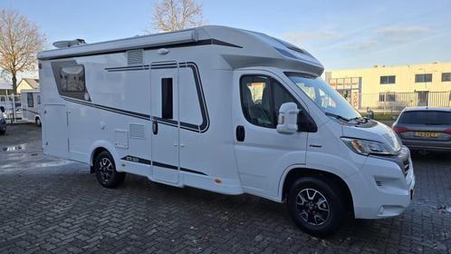 Etrusco T7400 QB met queensbed + hefbed (bj 2022), Caravans en Kamperen, Campers, Bedrijf, Half-integraal, tot en met 4, Overige merken