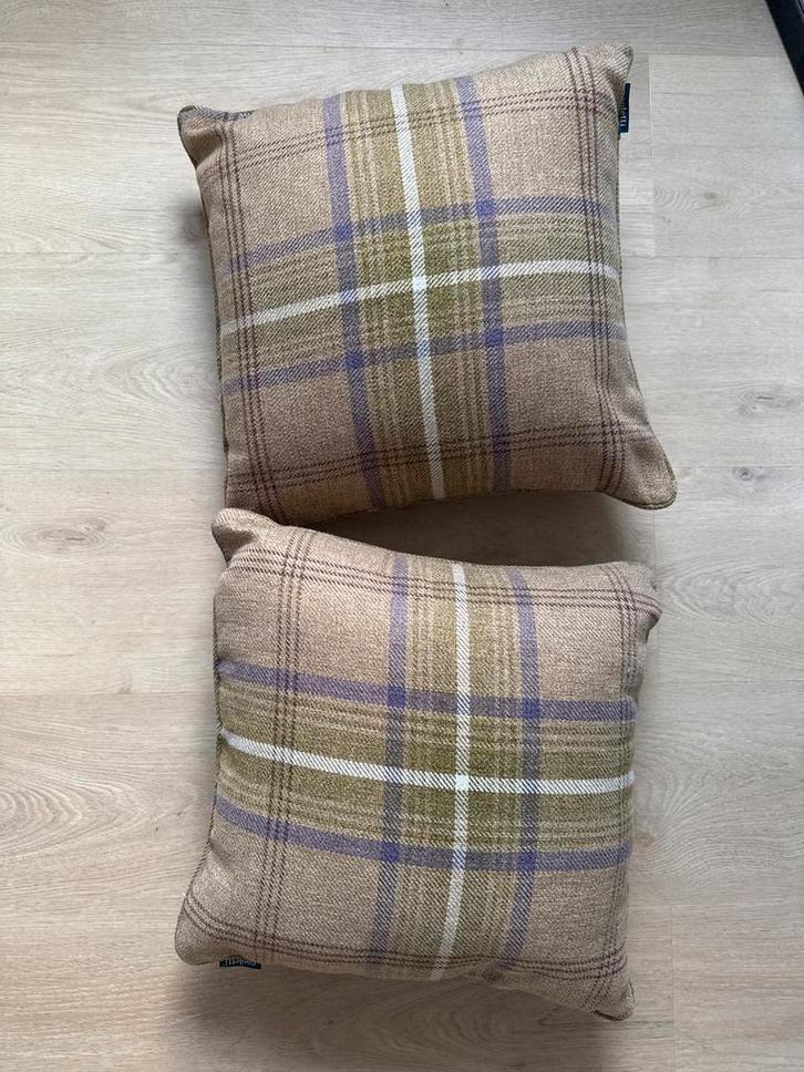 Set van 2 Paolletti sierkussens, Huis en Inrichting, Woonaccessoires | Kussens, Nieuw, Beige, Vierkant, Ophalen of Verzenden