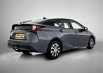 Toyota Prius 1.8 Dynamic | JBL | Navigatie | Trekhaak, Stof, Euro 6, 122 pk, Grijs