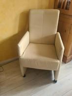 wit leren fauteuil + poef, Huis en Inrichting, Fauteuils, Ophalen, Zo goed als nieuw, 50 tot 75 cm, Leer