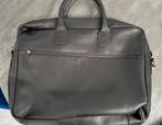Burkely laptop tas leer past makkelijk een 16inch, Computers en Software, Laptoptassen, Ophalen of Verzenden, 16 inch, Nieuw, Aktetas