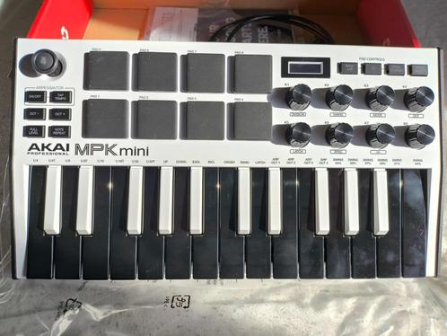 AKAI MPK mini, Muziek en Instrumenten, Midi-apparatuur, Nieuw, Ophalen of Verzenden