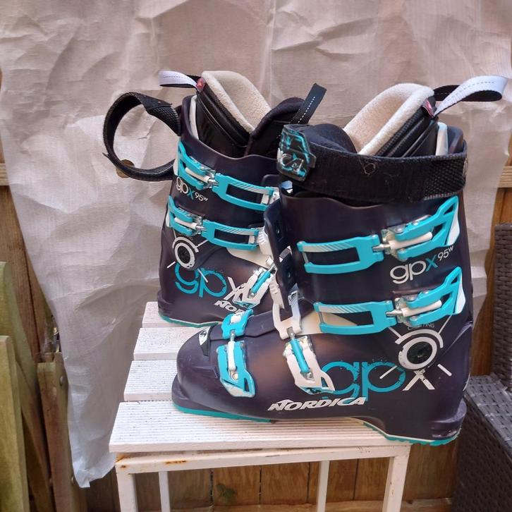 NORDICA GPX SKISCHOENEN MAAT 40 (26), Sport en Fitness, Skiën en Langlaufen, Zo goed als nieuw, Schoenen, Skiën, Nordica, 160 tot 180 cm