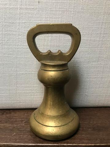 Twee zeldzame W&T Avery Brass Imperial Bell 7 LB gewichten beschikbaar voor biedingen