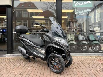 PIAGGIO MP3 530 HPE EURO 5 2024 RIJBEWIJS B OFFICIAL DEALER