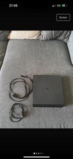 PlayStation 4 plus oplader van controller, Ophalen of Verzenden, Zo goed als nieuw, Zonder controller, Original