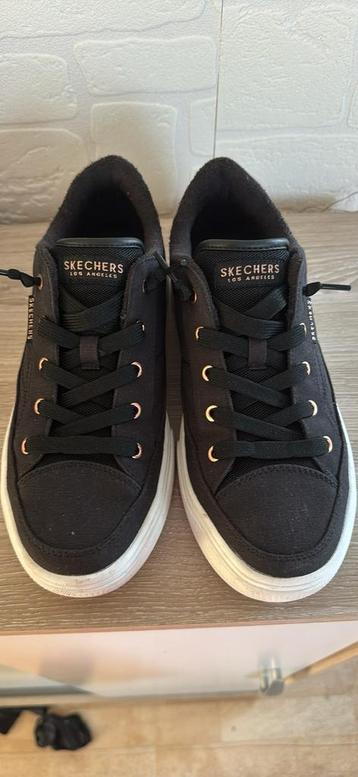 ArchFit zwarte skechers sneakers maat 39 beschikbaar voor biedingen