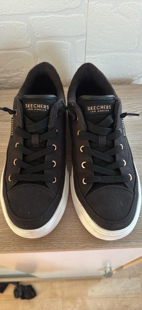 ArchFit zwarte skechers sneakers maat 39, Kleding | Dames, Schoenen, Zo goed als nieuw, Sneakers of Gympen, Zwart, Ophalen of Verzenden