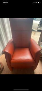 Lederen prominent stoel, Huis en Inrichting, Fauteuils, Ophalen of Verzenden, Zo goed als nieuw, Minder dan 75 cm, 50 tot 75 cm