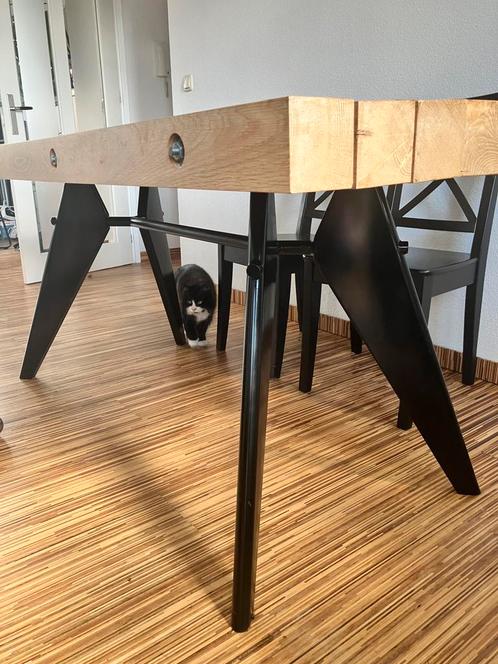 Vitra Design Dining Table / Large desk - Solid Wood, Huis en Inrichting, Tafels | Eettafels, Zo goed als nieuw, 50 tot 100 cm