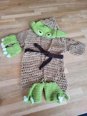 NIEUW Handgemaakt Baby Yoda 1/2 - 1 jaar beschikbaar voor biedingen