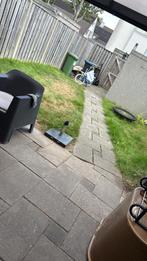Gratis Terrastegels - TEGEL GRATIS Gebruikt, Gebruikt, Ophalen of Verzenden, Minder dan 5 m², Beton