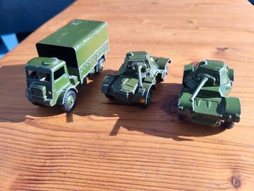 Dinky Toy legerauto's beschikbaar voor biedingen