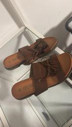 Nog nieuw slipper, Ophalen of Verzenden, Zo goed als nieuw