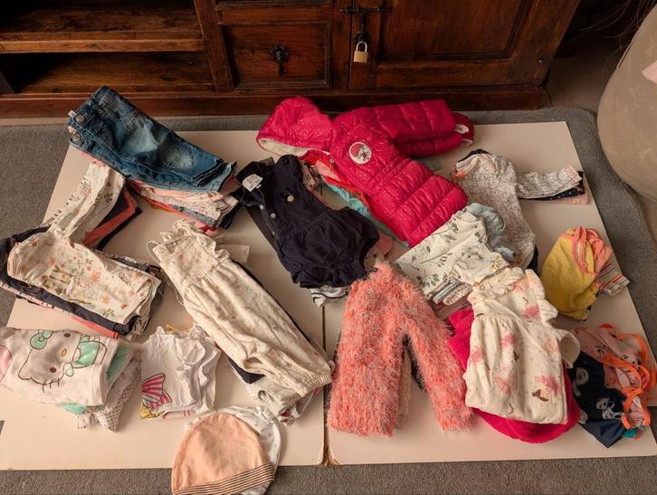 Groot kledingpakket meisje maat 62-68, Kinderen en Baby's, Babykleding | Baby-kledingpakketten, Zo goed als nieuw, Maat 62, Ophalen of Verzenden