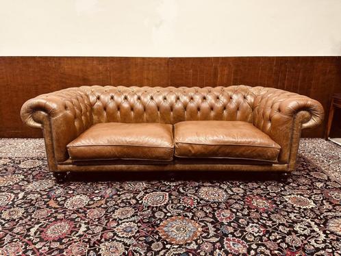 Westminster Chesterfield 3-zits Bankstel, Antiek en Kunst, Antiek | Kantoor en Zakelijk, Ophalen