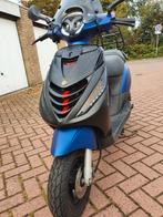 Piaggio Zip 4T 45KM, Fietsen en Brommers, Scooters | Piaggio, Zo goed als nieuw, Ophalen