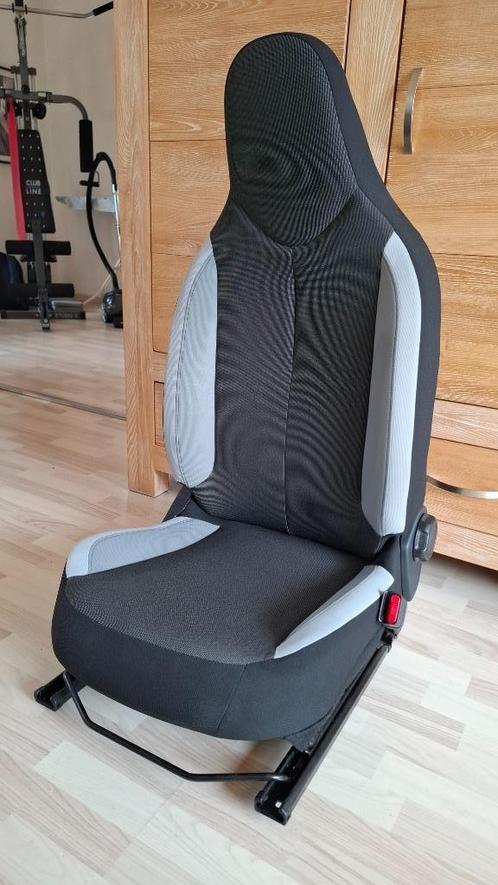 Voorstoel Aygo, C1, 107, 108 in nette staat, Auto-onderdelen, Interieur en Bekleding, Citroën, Peugeot, Toyota, Gebruikt, Ophalen