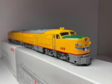 Märklin 37610+49610 diesellok USA UP Alco PA-1 beschikbaar voor biedingen