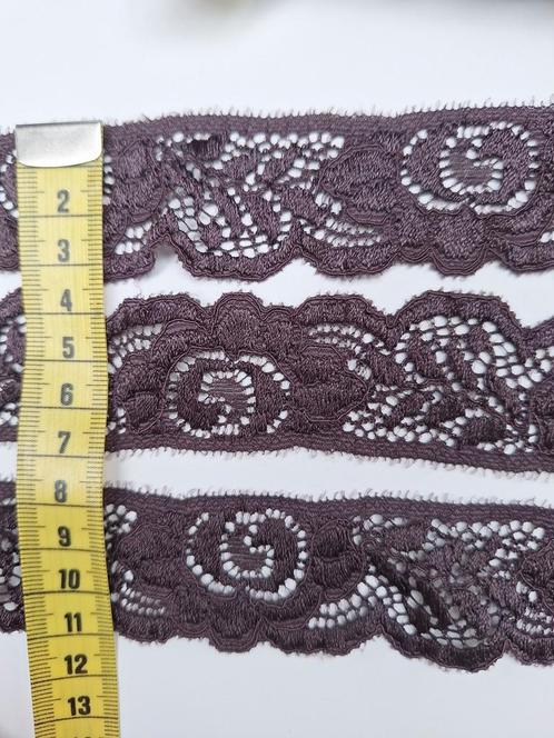 Aubergine stretch 3.5 cm breed kant €0.65 per meter, Hobby en Vrije tijd, Naaien en Fournituren, Nieuw, Kant, Ophalen