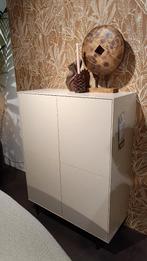 Showmodel bergkast beige Moiano, Huis en Inrichting, Kasten | Buffetkasten, Ophalen, 100 tot 150 cm, 100 tot 150 cm, Modern strak