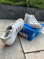 Adidas Superstar original wit/zilver, Wit, Ophalen of Verzenden, Sneakers of Gympen, Gedragen