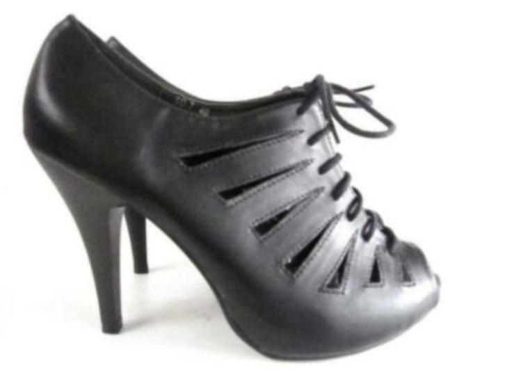 NIEUWE zwarte peeptoes pumps 40, Kleding | Dames, Schoenen, Nieuw, Schoenen met hoge hakken, Zwart, Verzenden