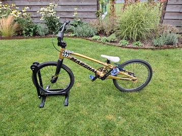 Bmx Marshal gold signature maat PRO beschikbaar voor biedingen