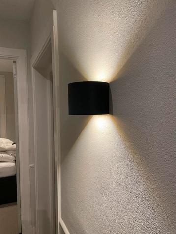 2x Wandlampen zwart goud Lumidora 73445 beschikbaar voor biedingen