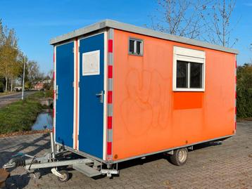 Snelverkeer schaftwagen met chemisch toilet en gaskachel  beschikbaar voor biedingen