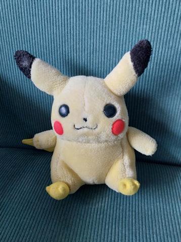 Pokémon pikachu knuffel beschikbaar voor biedingen