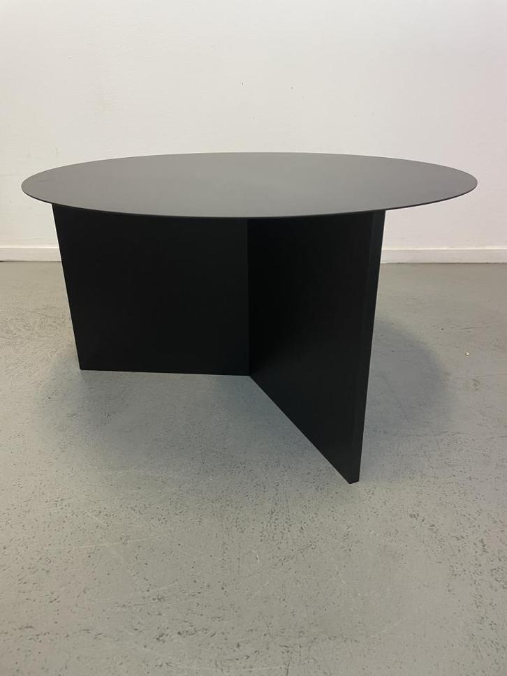 1 Hay Slit tafel Zwart Metaal 45 cm Nieuw, Huis en Inrichting, Tafels | Bijzettafels, Nieuw, Rond