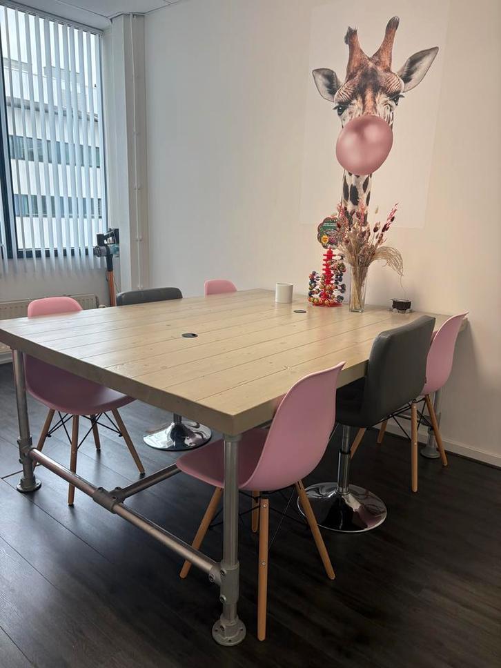 Steigerhouten Bureau 180x138 - Eindhoven, Antiek en Kunst, Antiek | Meubels | Tafels, Ophalen