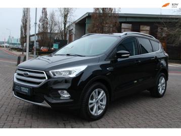 Ford Kuga 1.5 Titanium ZWART NAVIGATIE CRUISE CONTROLE beschikbaar voor biedingen