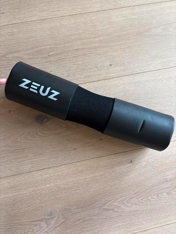 Zeuz Barbell Pad - Foam voor Squat & Hip Thrust beschikbaar voor biedingen
