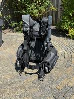 Aqualung Axiom trimvest. Maar ML, Watersport en Boten, Duiken, Ophalen of Verzenden, Zo goed als nieuw, Trimvest of Wing