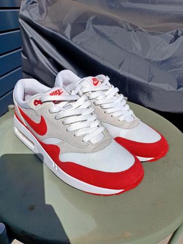 Air max 1 Golf Varsity red/white maat 41 beschikbaar voor biedingen