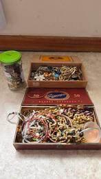 Oud.antiek sieraden, Ophalen of Verzenden, Overige materialen