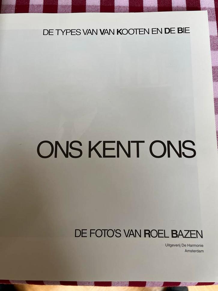 Ons Kent Ons: Van Kooten en De Bie - Fotoboek, Boeken, Catalogussen en Folders, Gelezen, Ophalen of Verzenden