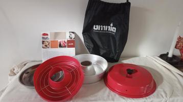 Omnia camping oven kompleet met met kookboekje beschikbaar voor biedingen
