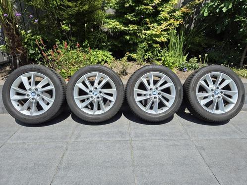 Mooie lichtmetalen velgen 17 inch. + banden, Auto-onderdelen, Banden en Velgen, Banden en Velgen, Winterbanden, 17 inch, 215 mm